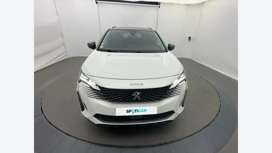 PEUGEOT 3008 -