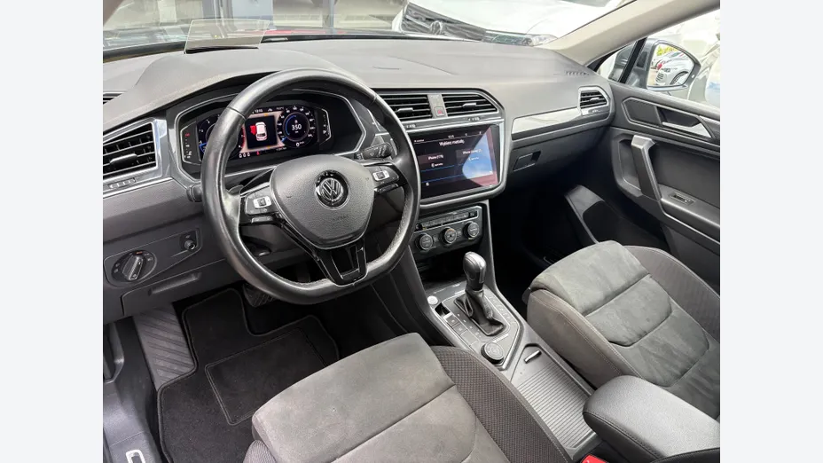 VOLKSWAGEN Tiguan Allspace -