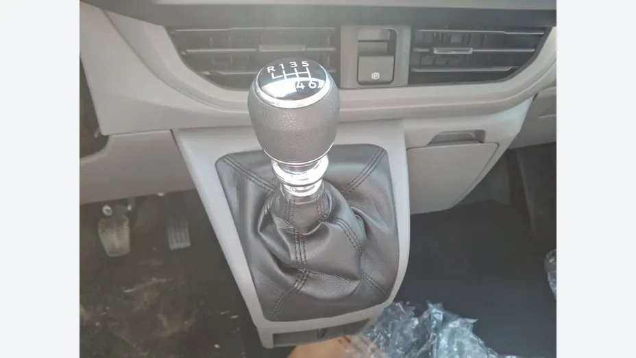 VOLKSWAGEN Transporter Transporter TDI L2 (skrzynia) Nowy