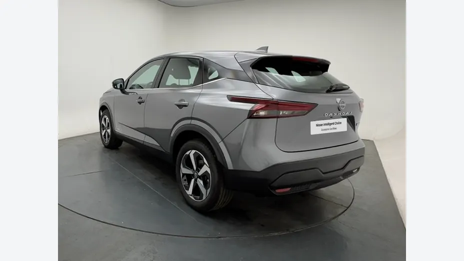 NISSAN Qashqai -