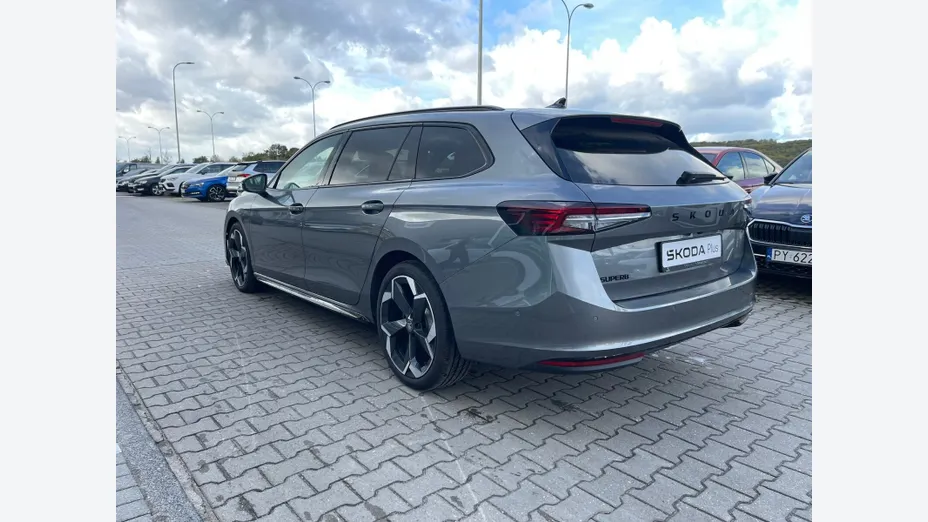 SKODA Superb Superb 2.0 TSI Sportline DSG