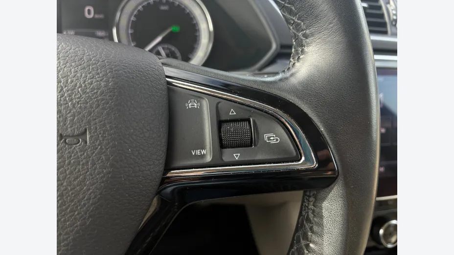 SKODA Superb Superb 2.0 TSI 4x4 Sportline DSG