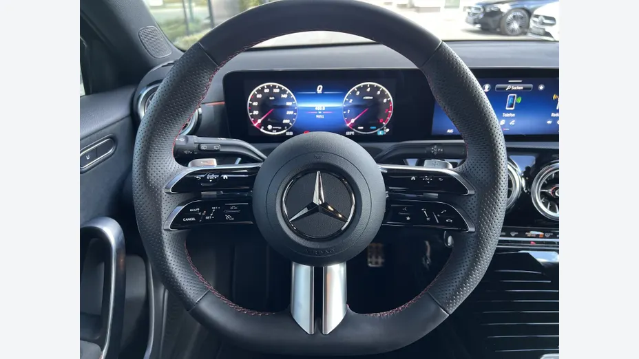 MERCEDES-BENZ A Klasa A 200 AMG Line 7G-DCT