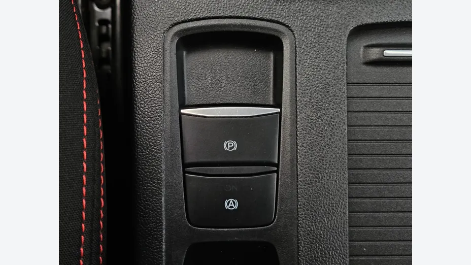 FORD Focus Focus 1.0 EcoBoost mHEV ST-Line X aut