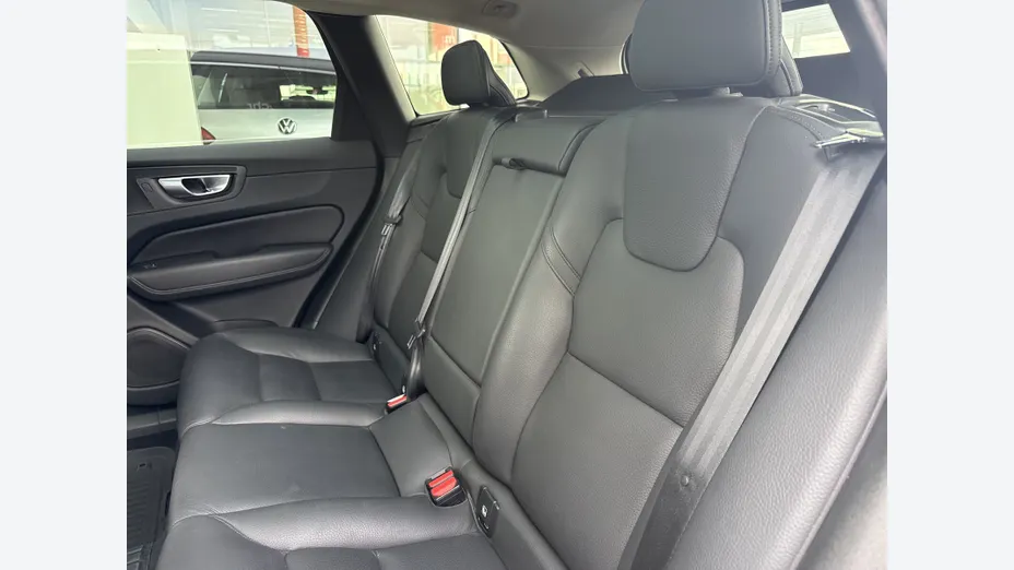 VOLVO XC60 XC60 B4 D Plus Bright aut