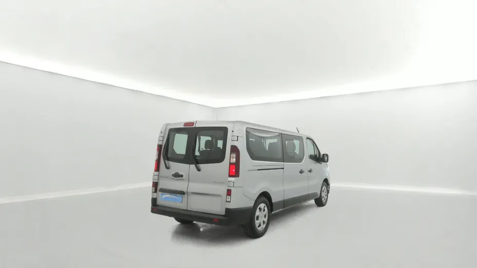 RENAULT Trafic -