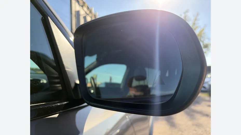 MERCEDES-BENZ GLB GLB 200 mHEV AMG Line 7G-DCT