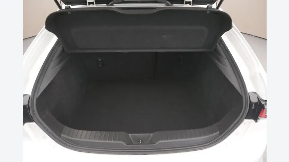 MAZDA 3 3 2.0 mHEV Exclusive Line aut