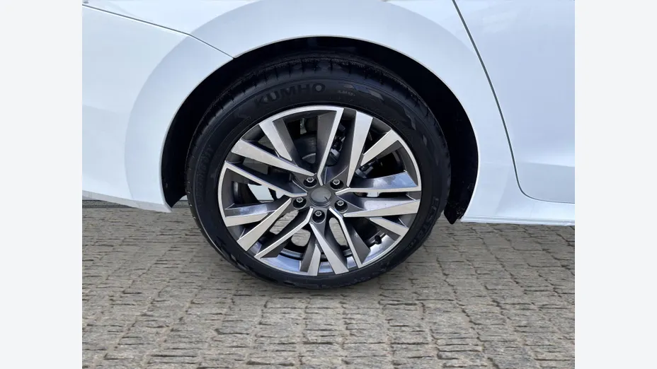 SKODA Octavia Octavia 1.5 TSI mHEV Sportline Tech DSG Nowy