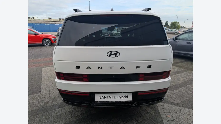 HYUNDAI Santa Fe Santa Fe 1.6 T-GDI HEV Calligraphy 4WD aut 6os. Nowy