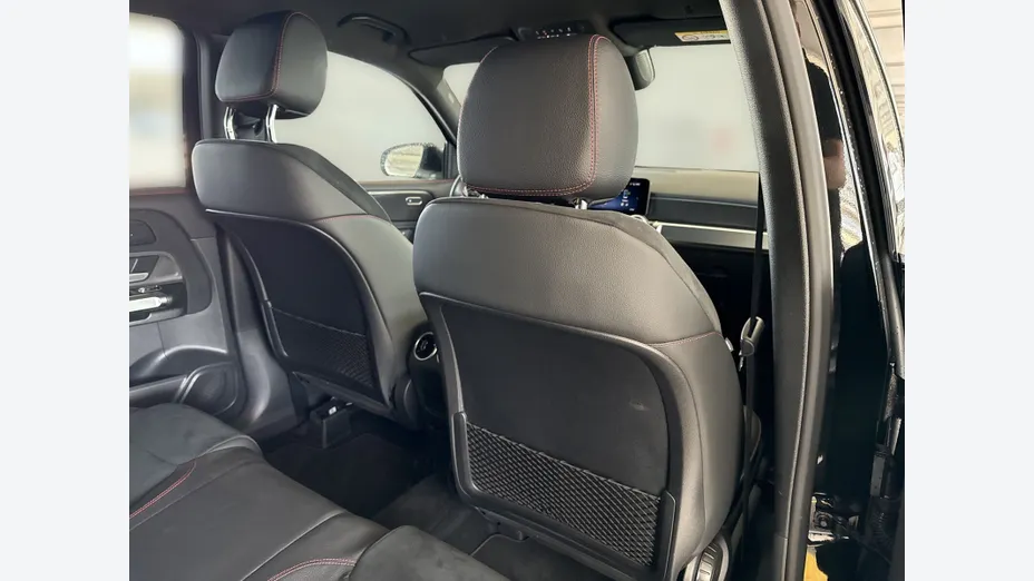 MERCEDES-BENZ GLB GLB 200 d 4-Matic AMG Line 8G-DCT
