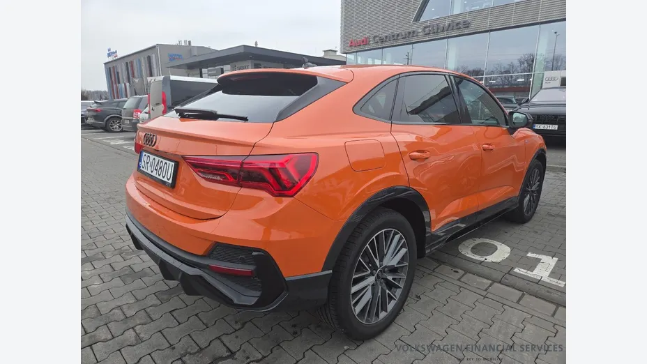 AUDI Q3 Sportback -