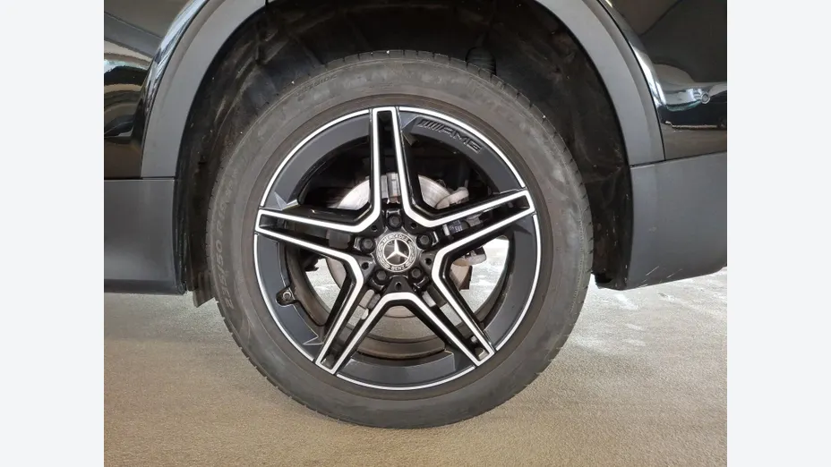 MERCEDES-BENZ GLB GLB 200 mHEV AMG Line 7G-DCT