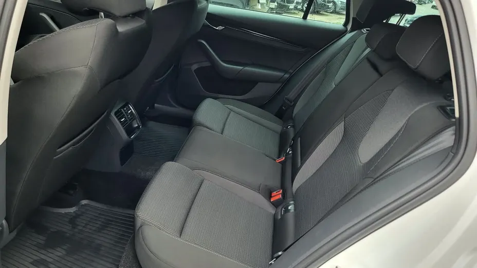 SKODA Octavia Octavia 1.0 TSI Ambition