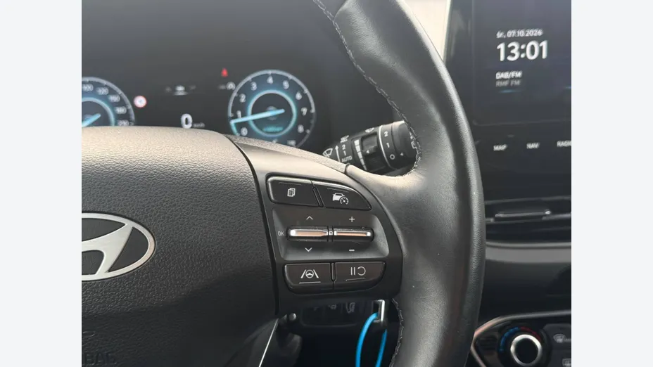 HYUNDAI i30 i30 1.5 T-GDI 48V Smart
