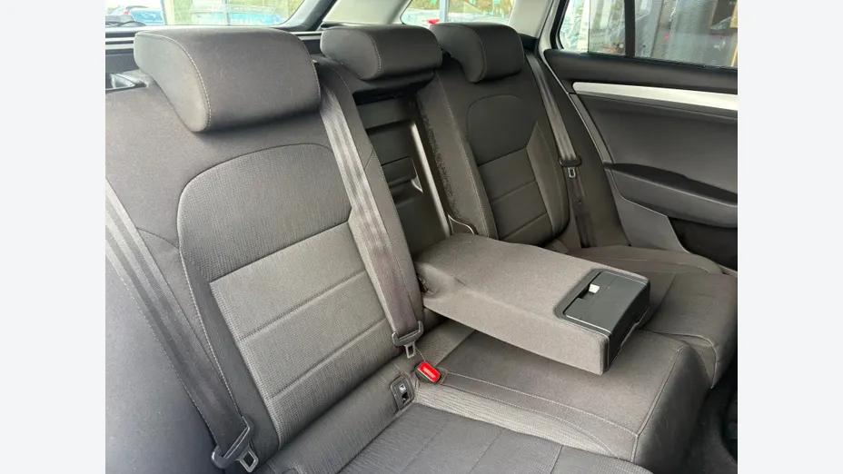 SKODA Superb Superb 2.0 TDI Ambition DSG