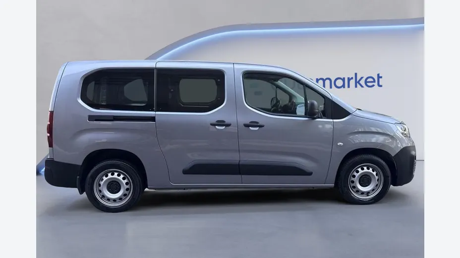 FIAT Doblo Cargo/Van Doblo Maxi CrewVan 1.5 BlueHDI S&S Aut. (bryg.)