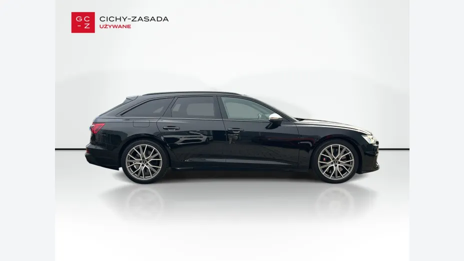 AUDI S6 Avant -