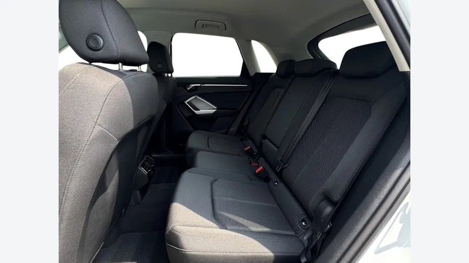 AUDI Q3 Q3 35 TFSI S-Line