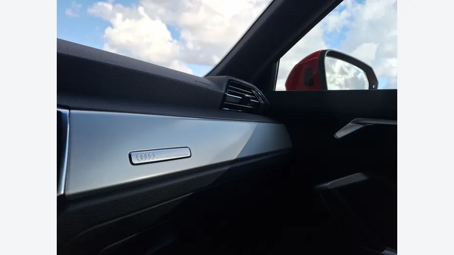 AUDI Q3 Sportback -