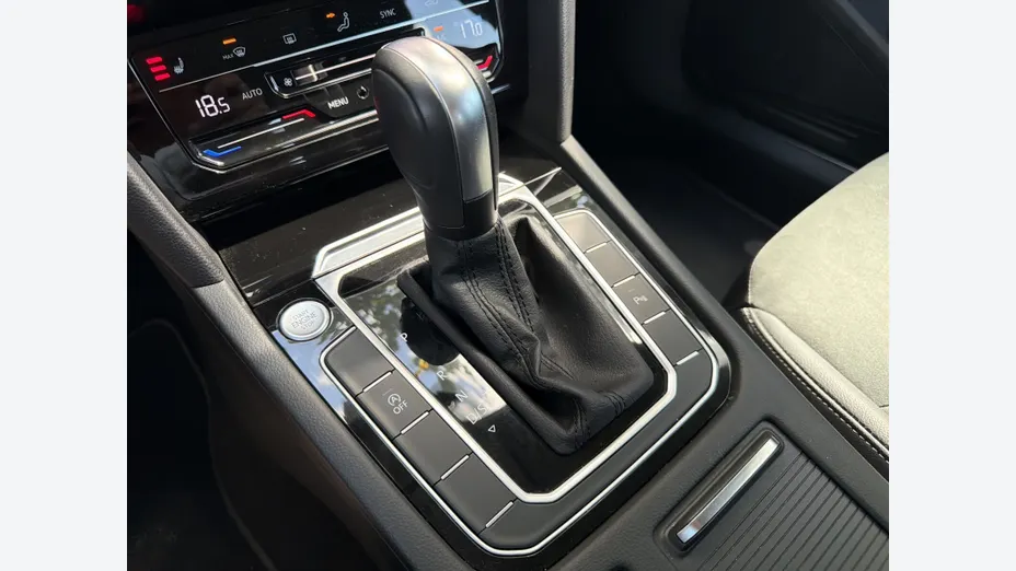 VOLKSWAGEN Arteon Arteon 2.0 TSI Elegance DSG