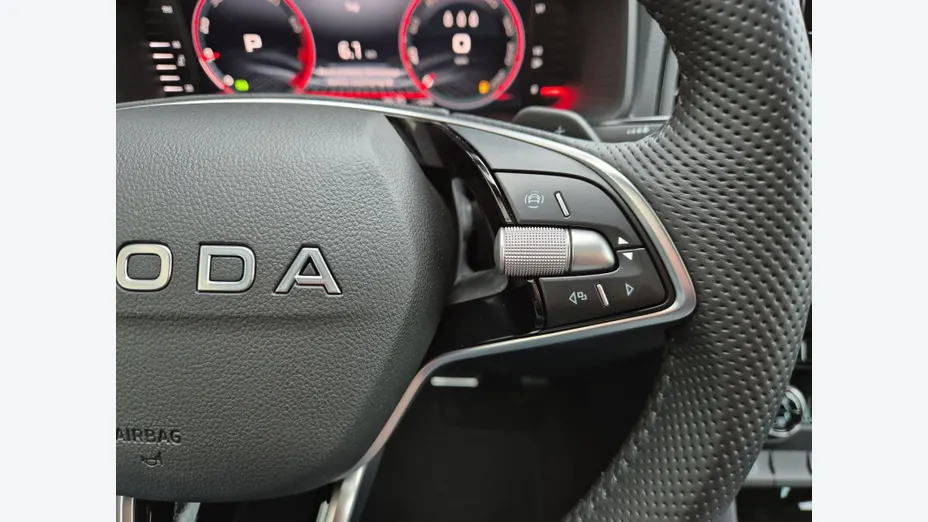 SKODA Karoq Karoq 1.5 TSI ACT Sportline DSG Nowy