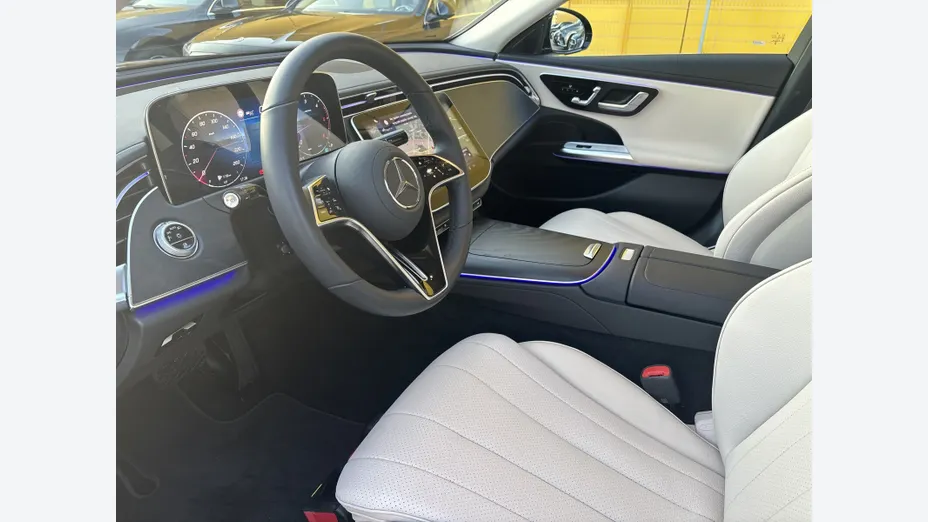 MERCEDES-BENZ E Klasa E 220 d mHEV 4-Matic Avantgarde 9G-Tronic