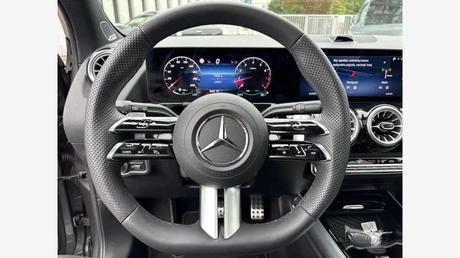 MERCEDES-BENZ GLA GLA 200 mHEV AMG Line 7G-DCT
