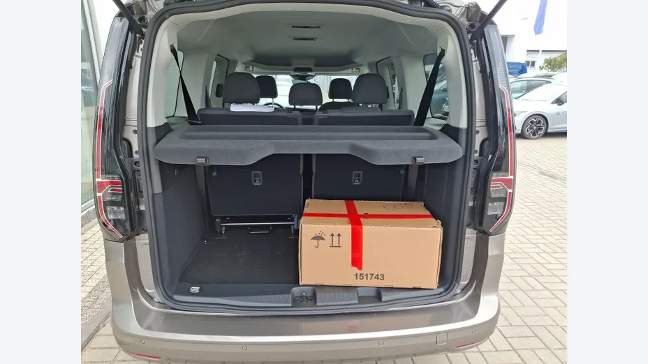 VOLKSWAGEN Caddy osobowy Caddy Maxi 2.0 TDI Life DSG Nowy