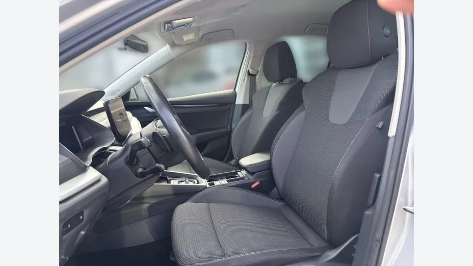 SKODA Octavia -