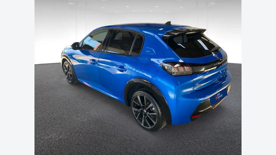 PEUGEOT 208 -