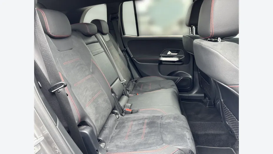 MERCEDES-BENZ GLB GLB 200 mHEV AMG Line 7G-DCT