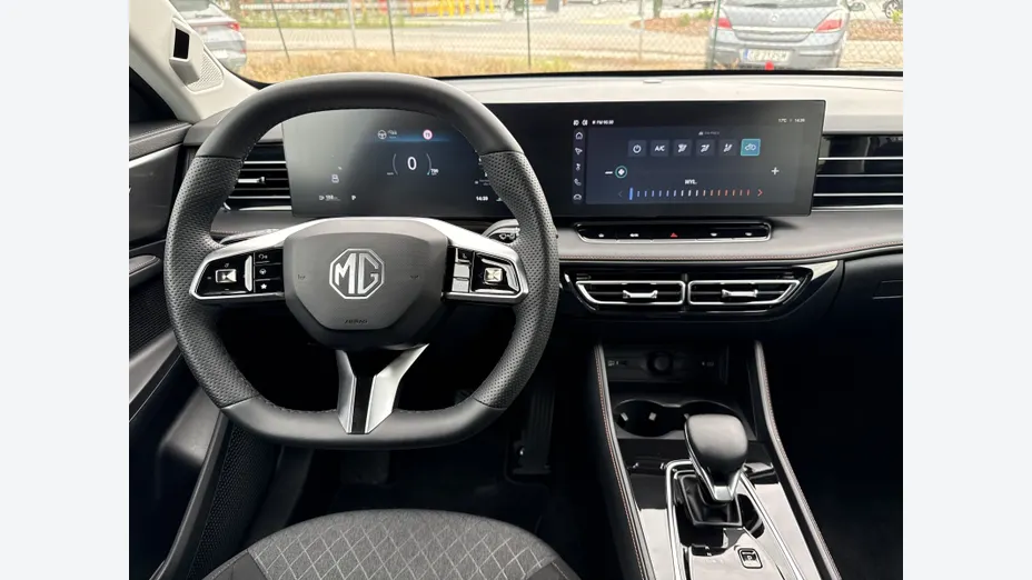 MG HS HS 1.5 T-GDI Excite DCT