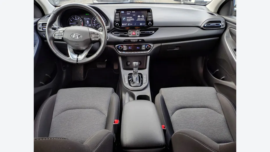 HYUNDAI i30 i30 Fastback 1.5 T-GDI 48V Smart DCT