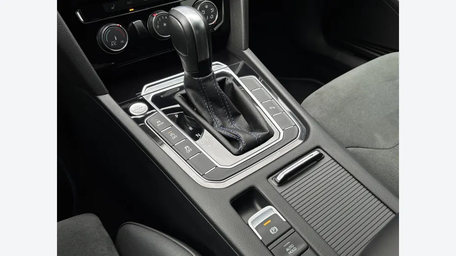 VOLKSWAGEN Arteon Arteon 2.0 TSI 4Motion R DSG