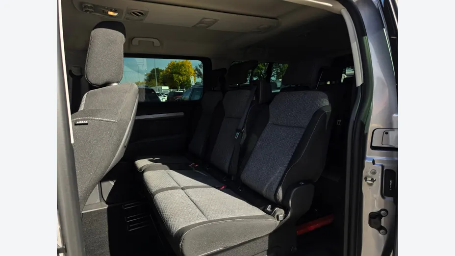 PEUGEOT Traveller Traveller 2.0 BlueHDi Long Business EAT8