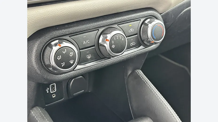 NISSAN Micra -