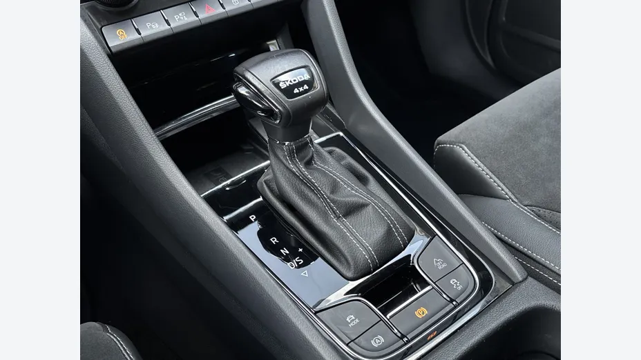 SKODA Kodiaq Kodiaq 2.0 TDI 4x4 Sportline DSG