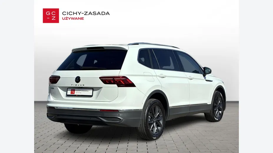 VOLKSWAGEN Tiguan Allspace -