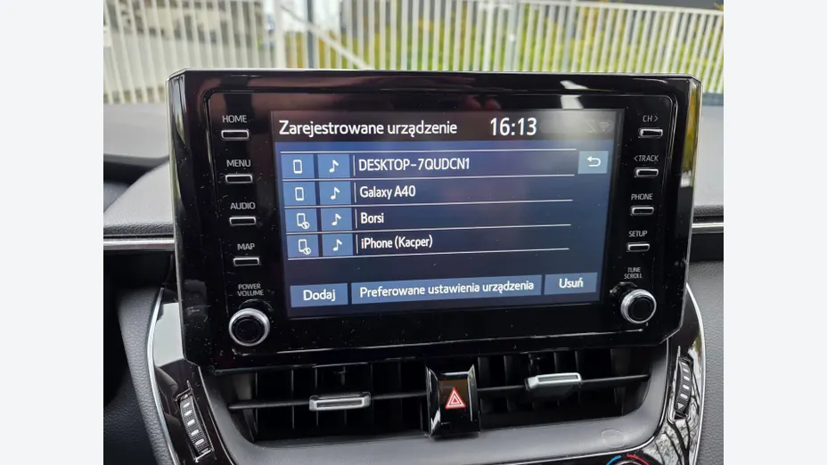 TOYOTA Corolla -
