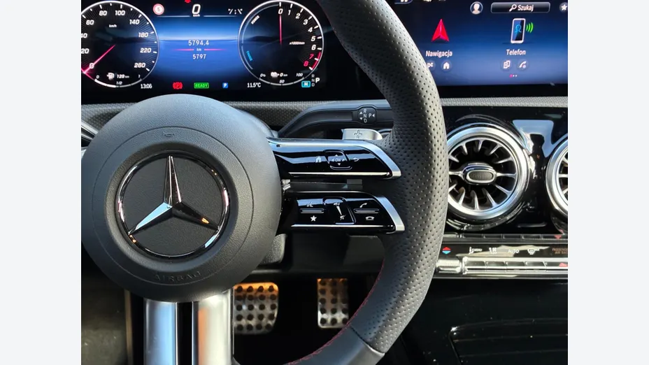 MERCEDES-BENZ CLA CLA 250 e PHEV AMG Line 8G-DCT