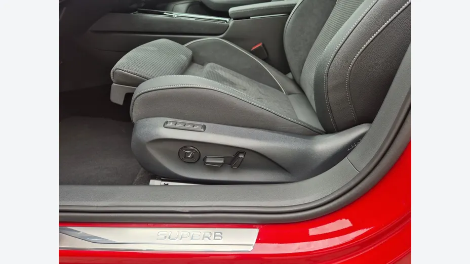 SKODA Superb Superb 2.0 TSI Selection DSG Nowy