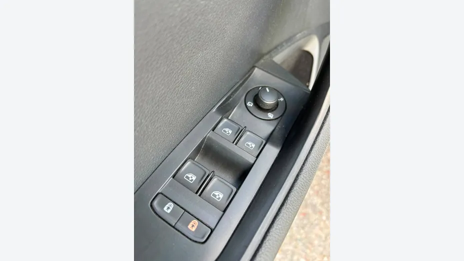 SKODA Superb Superb 2.0 TDI SCR Style DSG