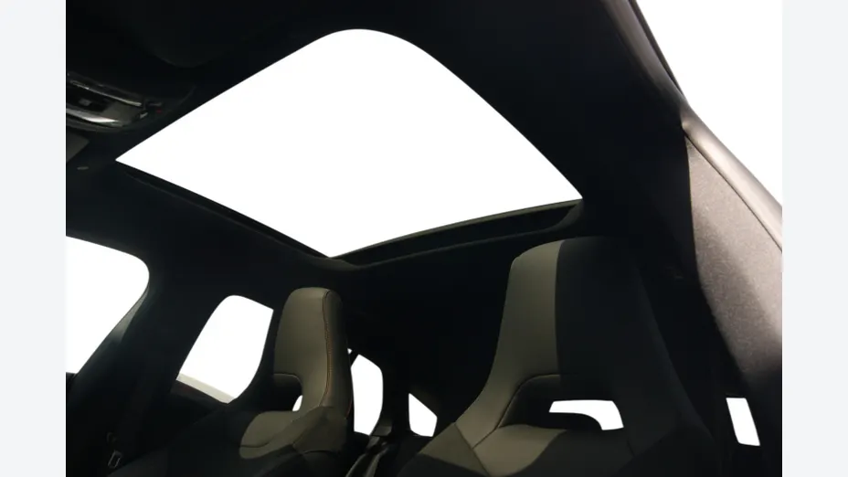 MERCEDES-BENZ CLA CLA 200 AMG Line 7G-DCT
