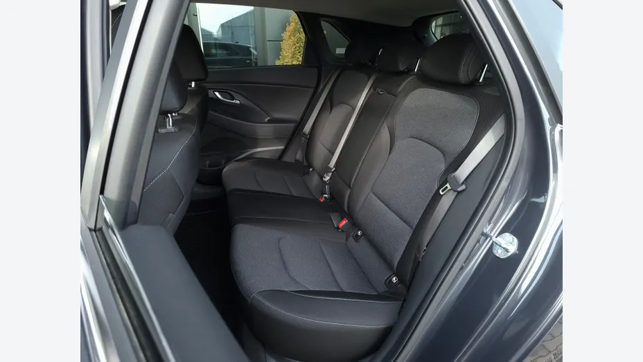 HYUNDAI i30 i30 1.0 T-GDI Smart