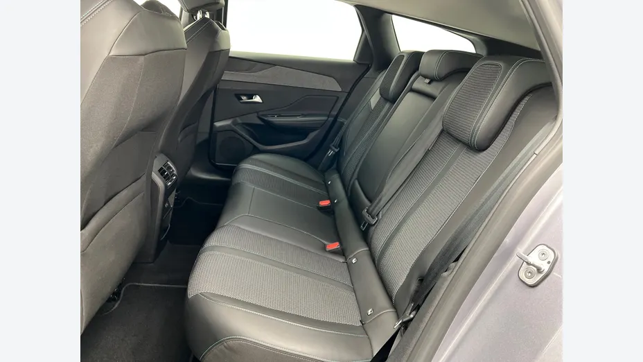 PEUGEOT 308 -
