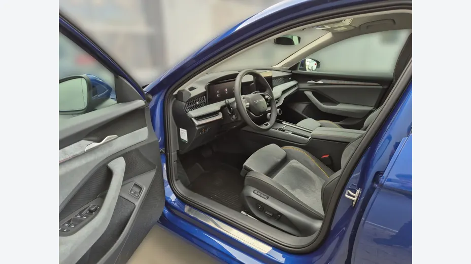 SKODA Superb Superb 1.5 TSI Plug-in Hybrid Edition 130 DSG