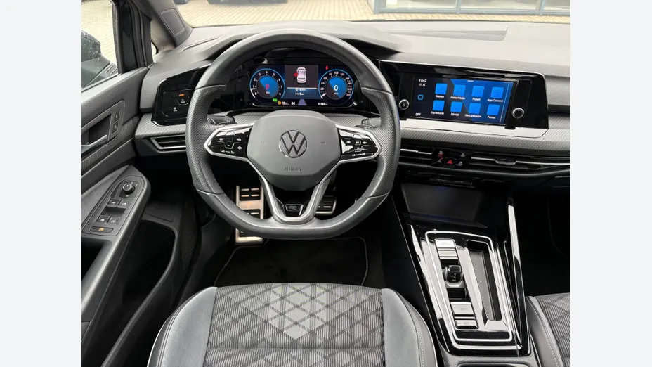 VOLKSWAGEN Golf Golf VIII 1.5 eTSI R-Line DSG