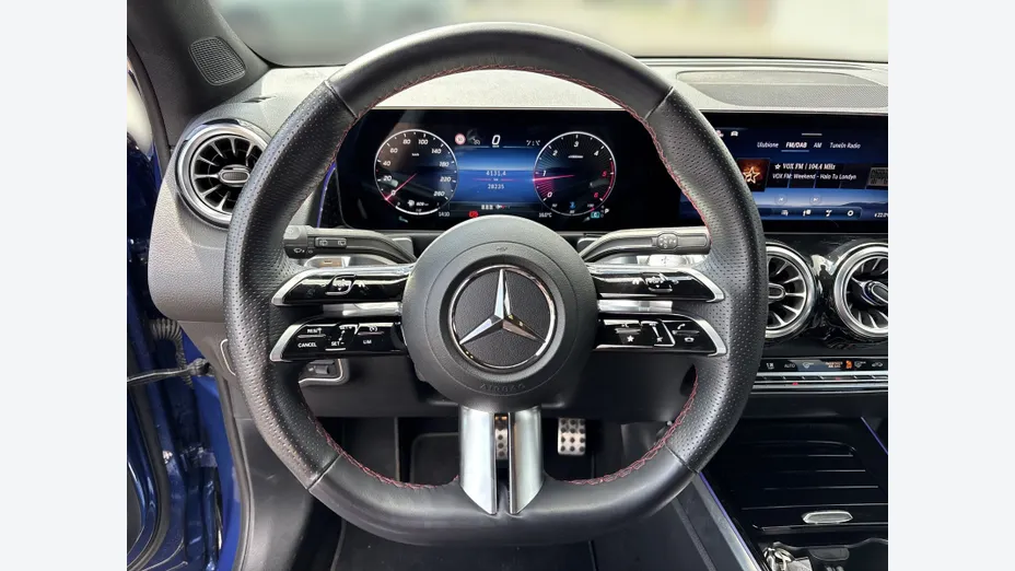MERCEDES-BENZ GLB GLB 220 d 4-Matic AMG Line 8G-DCT