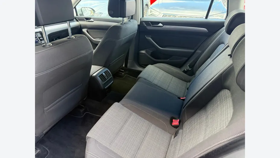 VOLKSWAGEN Passat Passat 2.0 TDI EVO Business DSG